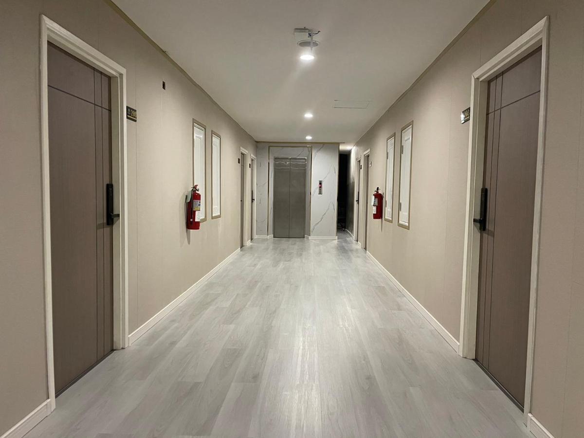 Berich Hotel Tak Εξωτερικό φωτογραφία