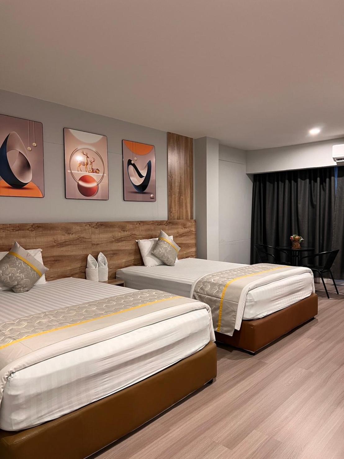 Berich Hotel Tak Εξωτερικό φωτογραφία