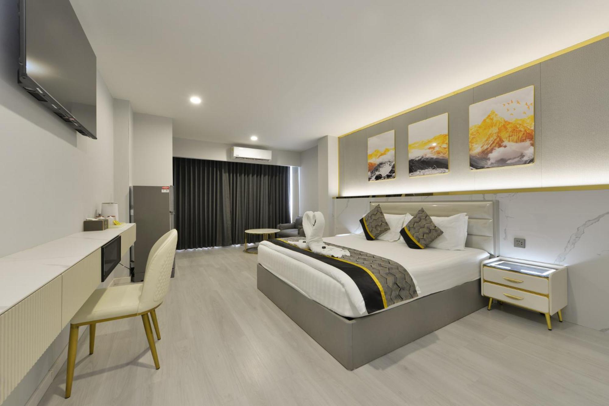 Berich Hotel Tak Εξωτερικό φωτογραφία